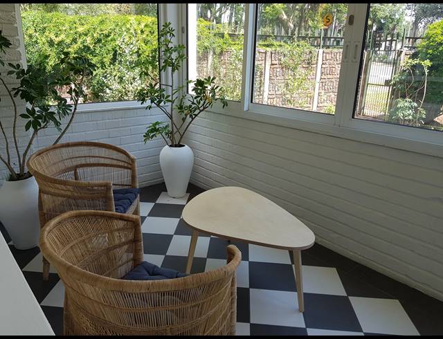 2 BEDROOM APARTMENT TO LET IN MELROSE